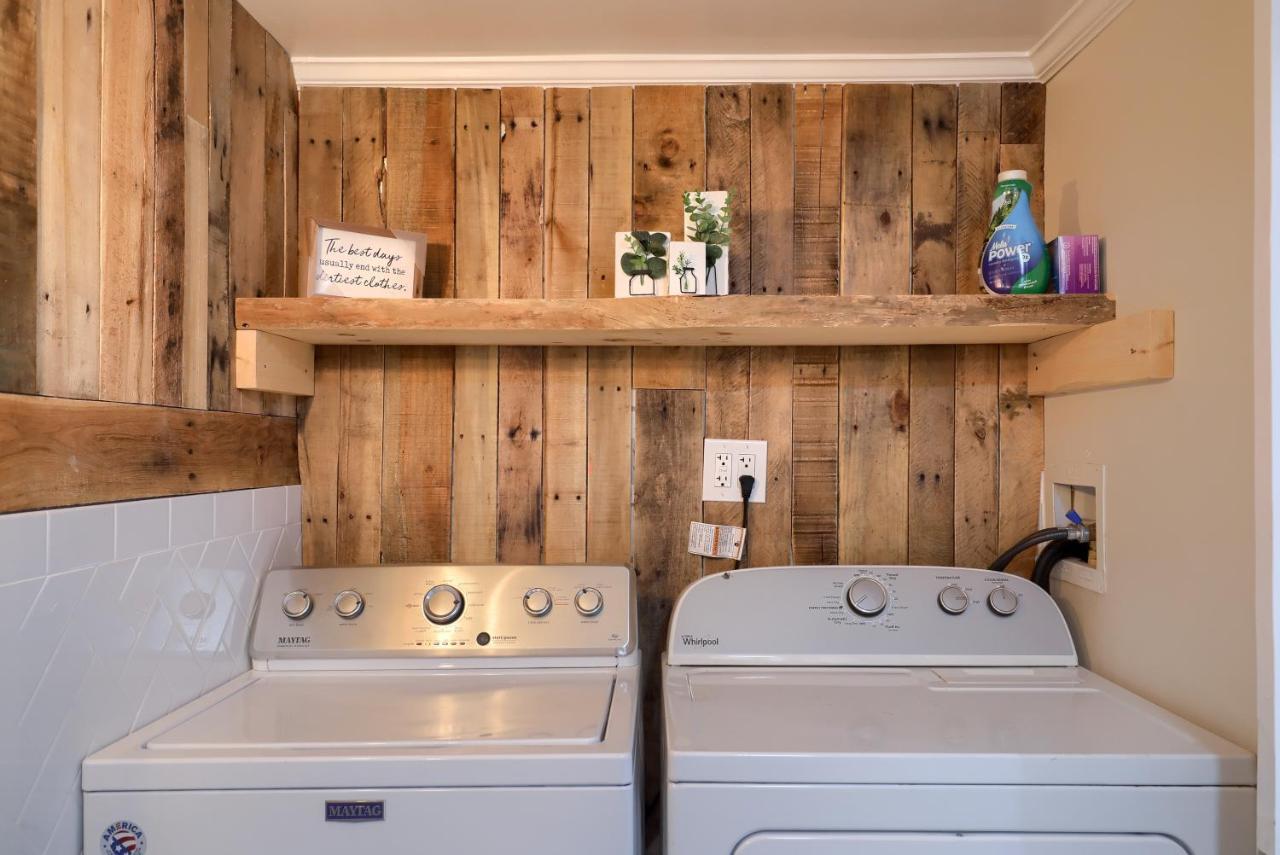 5 Bd W Hottub - Mins To Hunting Hiking & Fishing Apartment New Providence Exterior foto