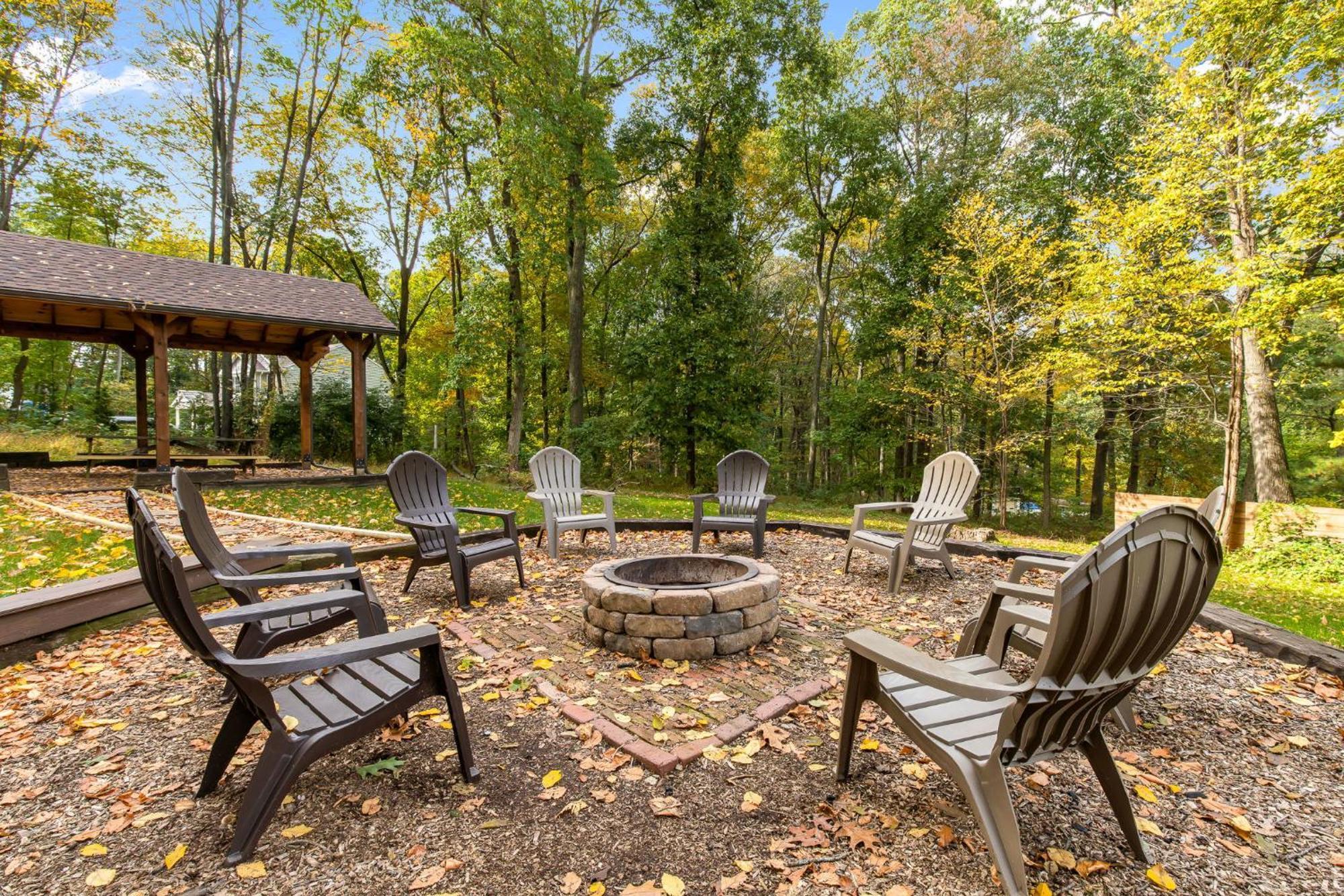 5 Bd W Hottub - Mins To Hunting Hiking & Fishing Apartment New Providence Exterior foto